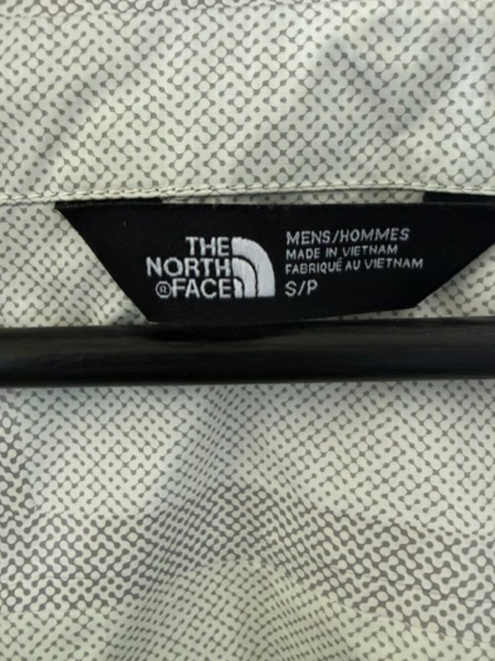 The North Face Venture 2 Men's Black Waterproof Hooded Rain Jacket (Small) - Picture 3 of 5